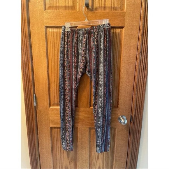 See You Monday Vibrant Patterned Leggings - Picture 1 of 4